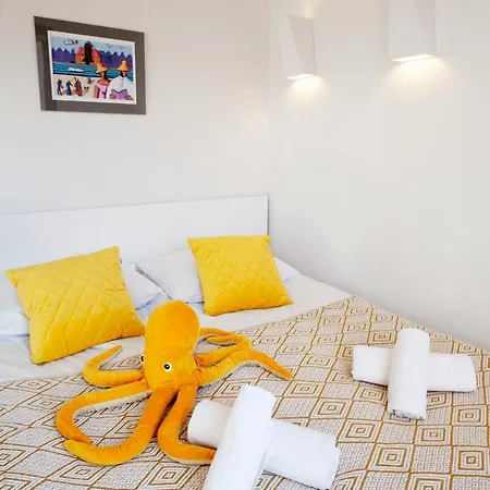 Marine With Balcony And Parking By Tyzenhauz