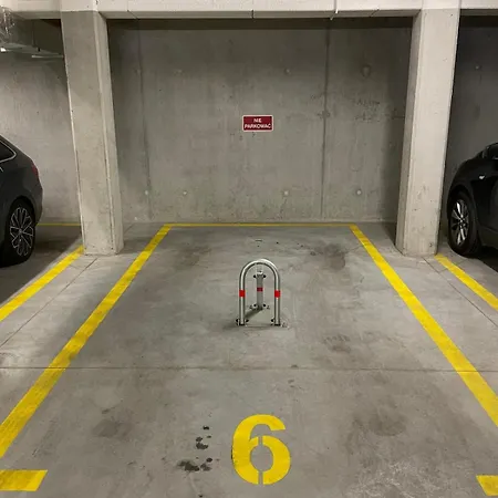 Marine With Balcony And Parking By Tyzenhauz Danzica