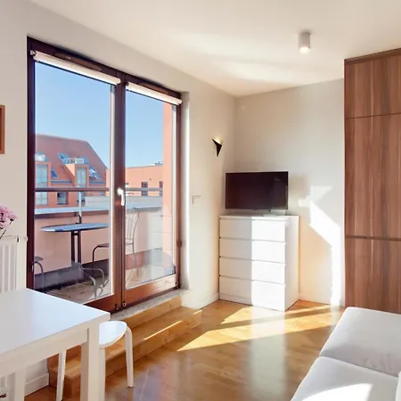 Marine With Balcony And Parking By Tyzenhauz *