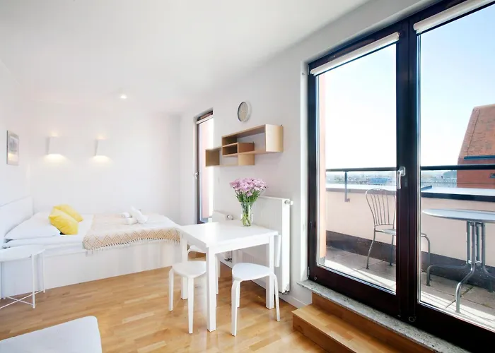 Marine With Balcony And Parking By Tyzenhauz *