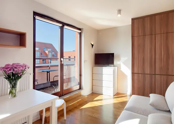 Marine With Balcony And Parking By Tyzenhauz *